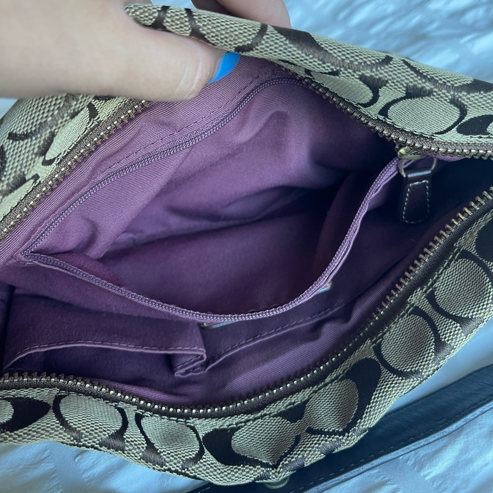 COACH Y2K Signature Brown Hamptons Shoulder Bag - Picture 8 of 17